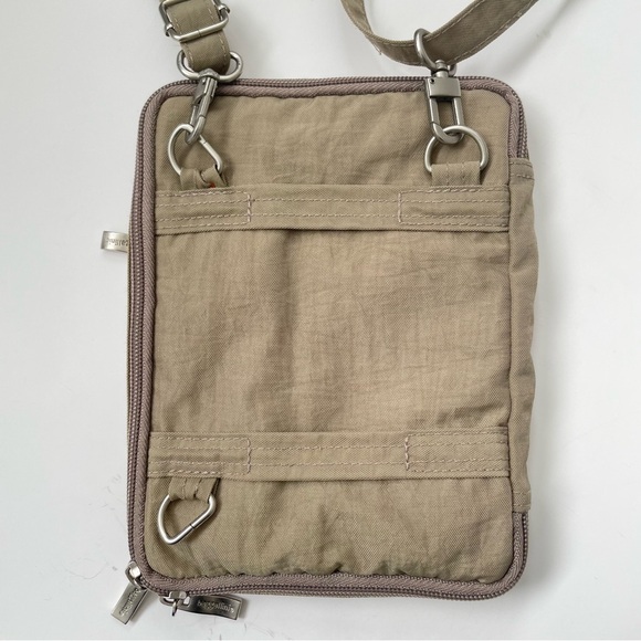 Baggallini Tan Crossbody Bag 2 Way StrapTravel - Picture 4 of 13